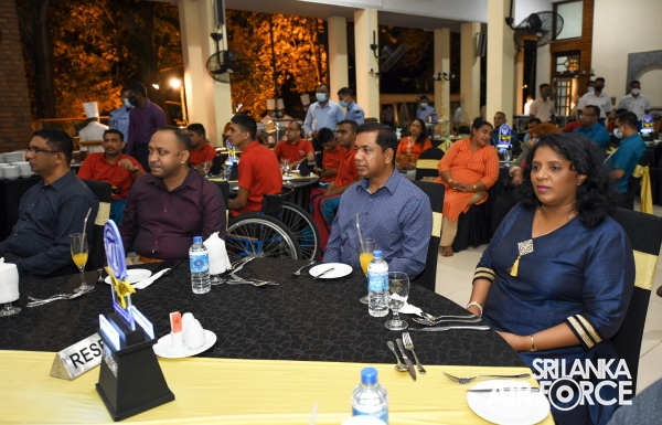 WAR VETERAN INMATES HONOURED BY COMMANDER OF THE AIR FORCE AT ‘MIHINDU SETH MEDURA’, ATTIDIYA